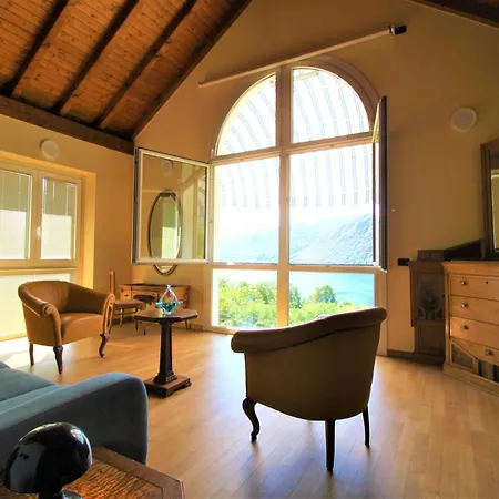 The Arch In The Sky For 4 People Apartmán Pettenasco