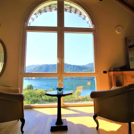 The Arch In The Sky For 4 People Appartement *